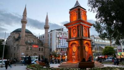 Aksaray ve ilçelerinde parçalı çok bulutlu bir havanın olması bekleniyor.