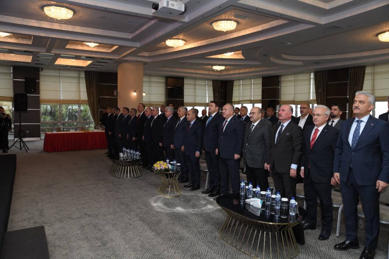 Aksaray Valisi Mehmet Ali Kumbuzoğlu, İçişleri Bakanlığı Bakan Yardımcısı Mehmet