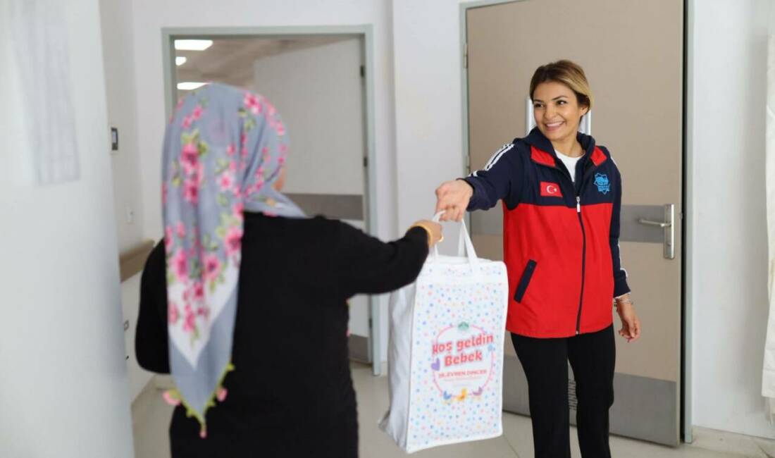 Aksaray Belediyesi, yeni doğan bebekler için başlattığı “Bebek Seti” uygulamasını