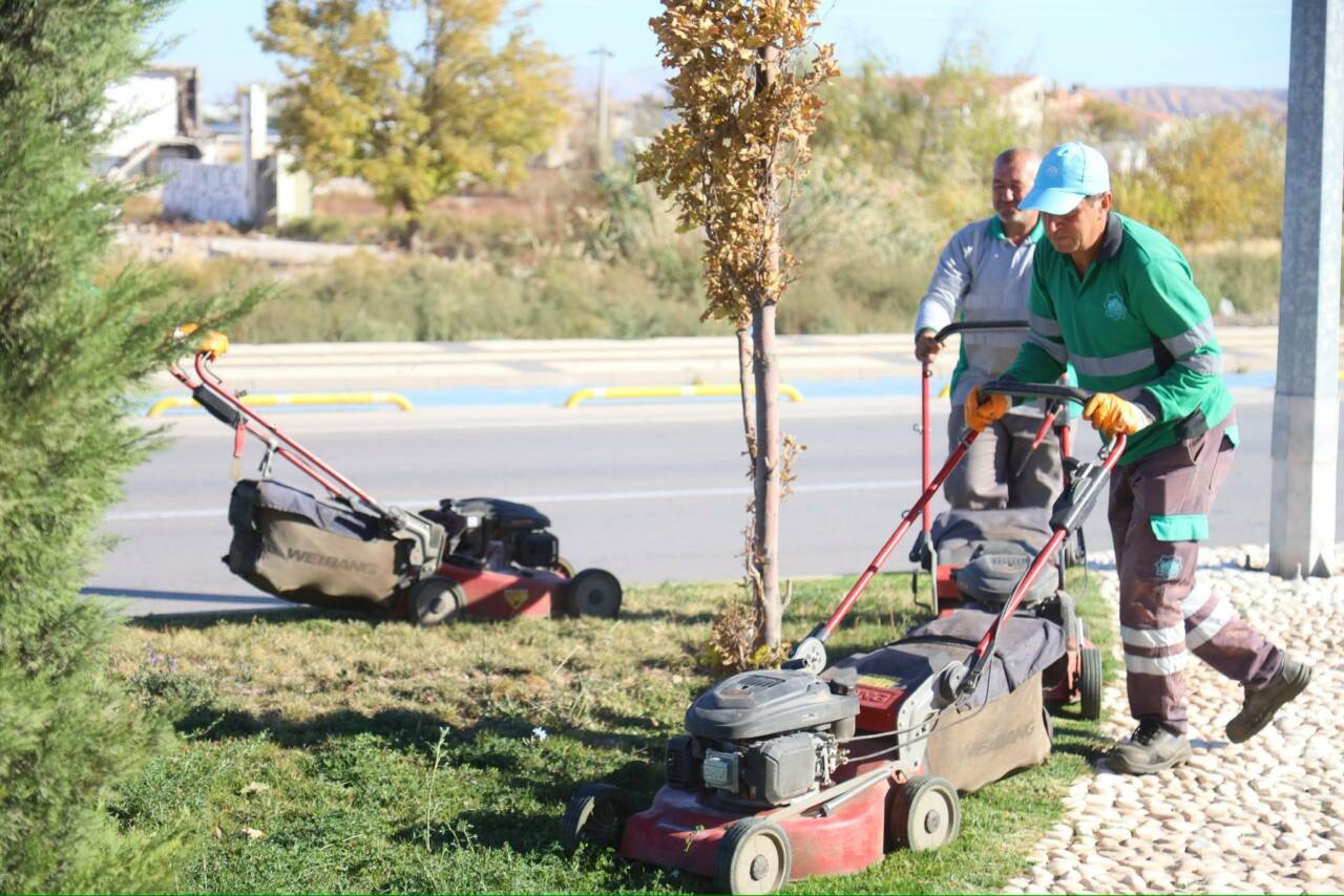 Aksaray Belediyesi, şehirde yeşil alanları güçlendirme ve estetik bir çevre