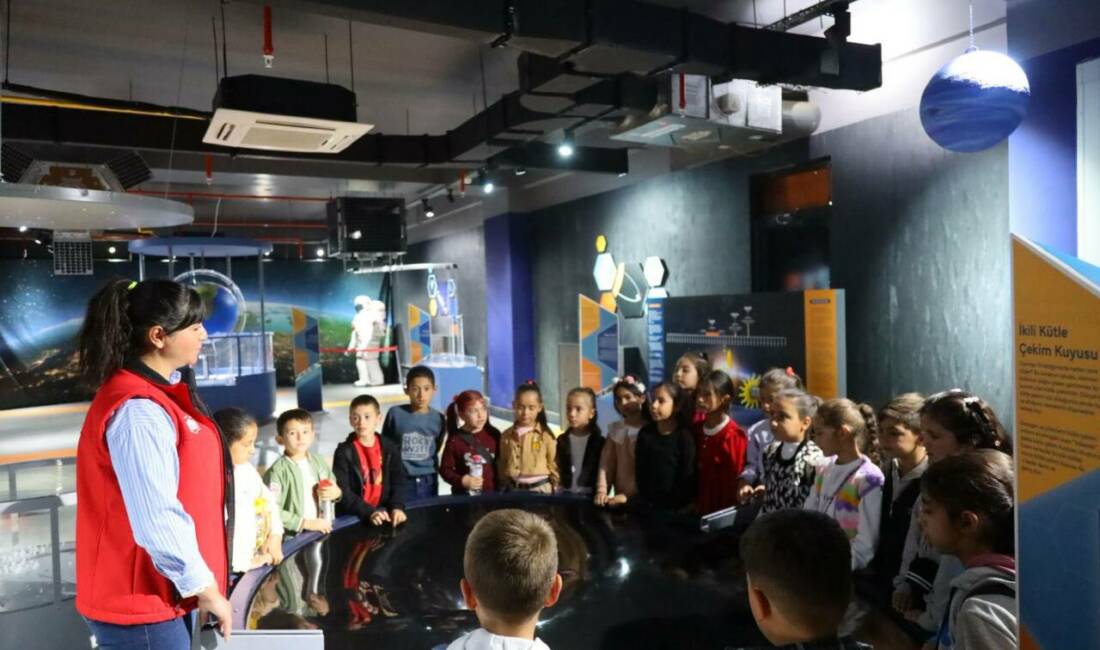 Aksaray Belediyesi, geleceğin bilim insanlarını yetiştirmek amacıyla faaliyet gösteren Aksaray