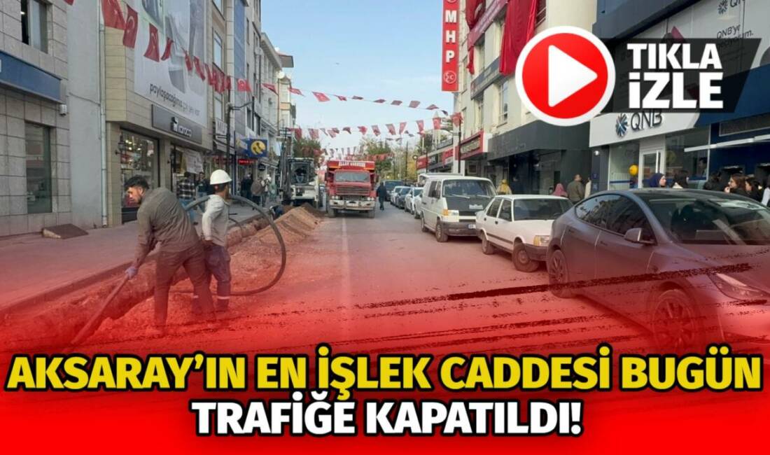 Bankalar Caddesi’nde kablolar yer altına alınıyor. Esnaf hem süreci merak