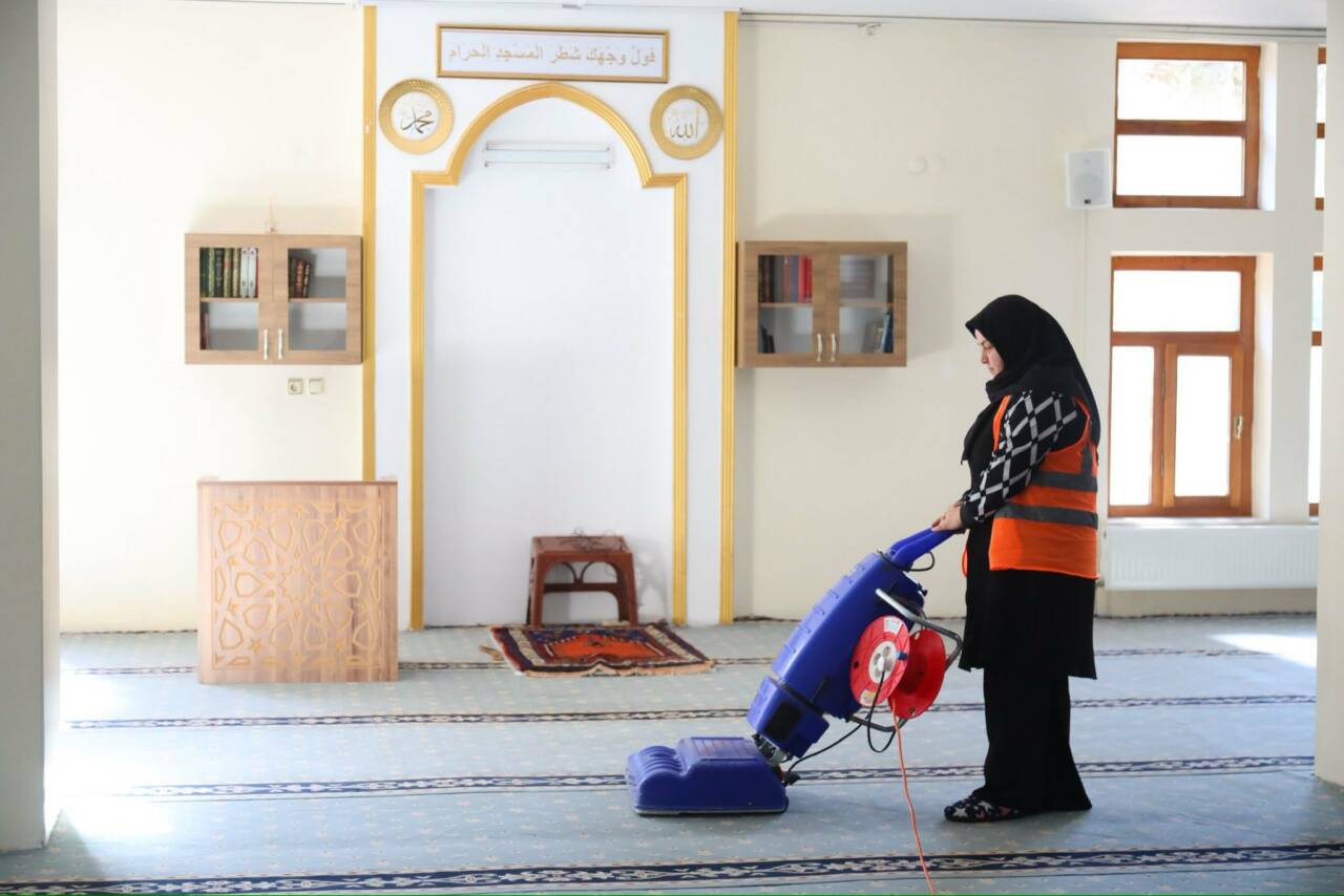 Aksaray Belediyesi, vatandaşların daha hijyenik ve huzurlu bir ortamda ibadet