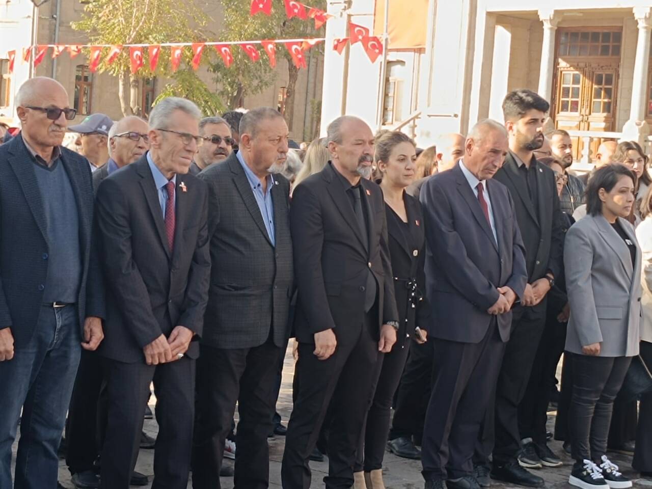 CHP Aksaray İl Başkanlığı, Atatürk’ün 87. ölüm yıldönümünde düzenlediği törende
