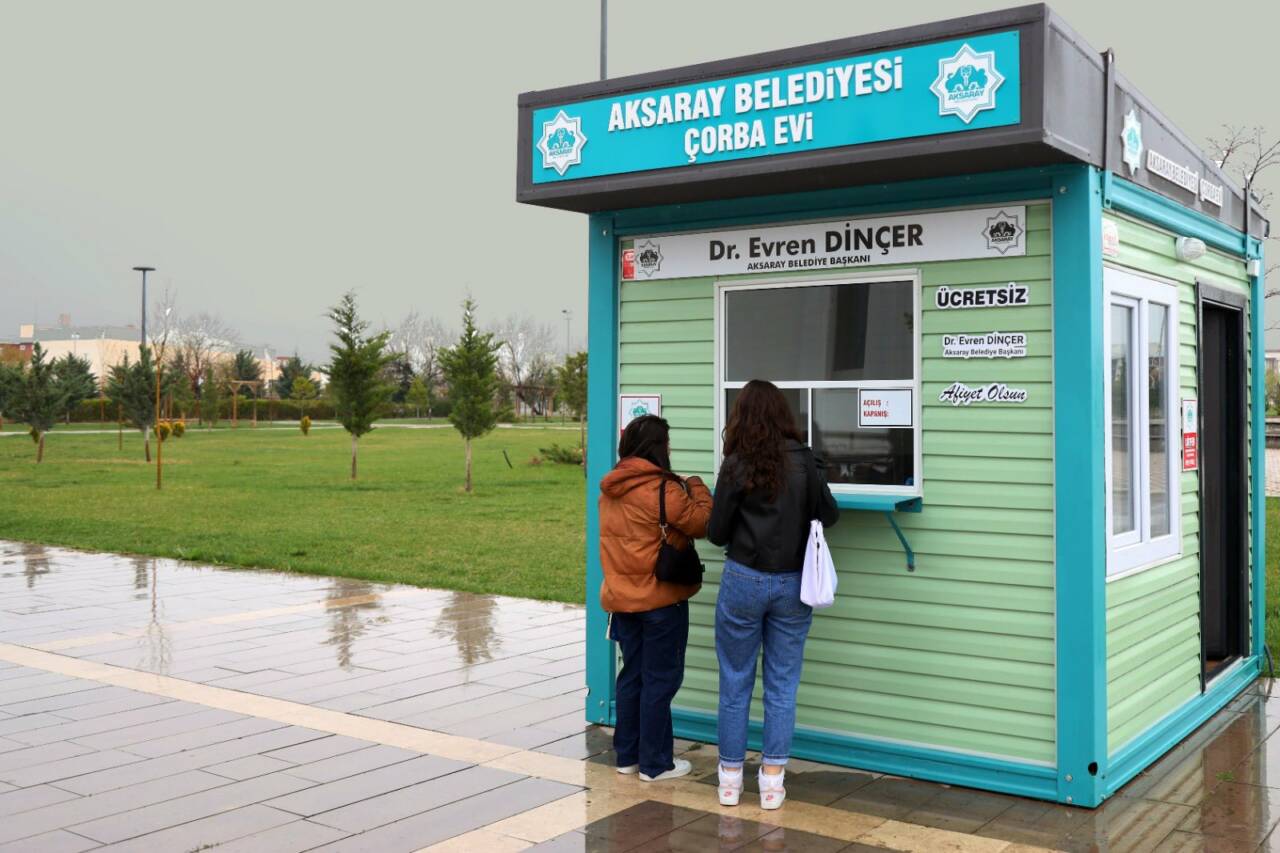 Aksaray Belediyesi, eğitim döneminde gençlere destek olmak amacıyla “Üniversite Çorba