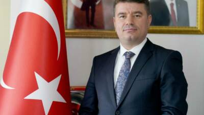 Aksaray Belediye Başkanı Dr. Evren Dinçer, Türkiye Cumhuriyeti’nin kurucusu Gazi