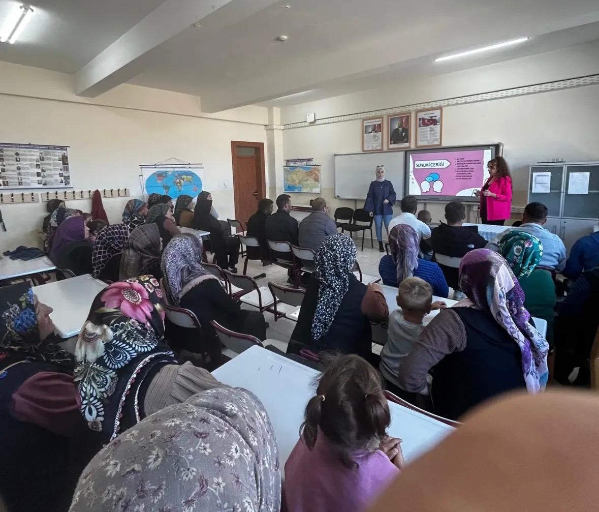Aksaray Girişimci İş Kadınları Derneği Başkanı Hatice Şahin Eroğlu’nun öncülüğünde,