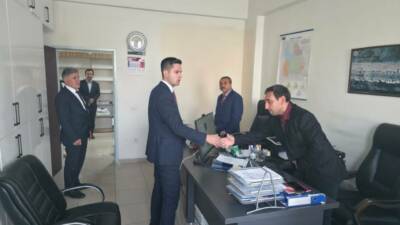 Eskil Kaymakamı Taha Soydaş, İlçe Milli Eğitim Müdürlüğü personeline taziye