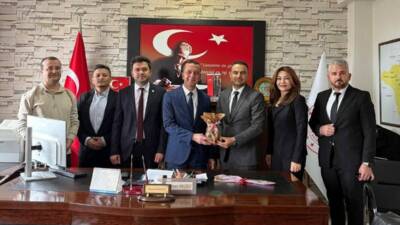 Güzelyurt’ta 24 Kasım Öğretmenler Günü kapsamında okul müdürleri, öğretmenler ve