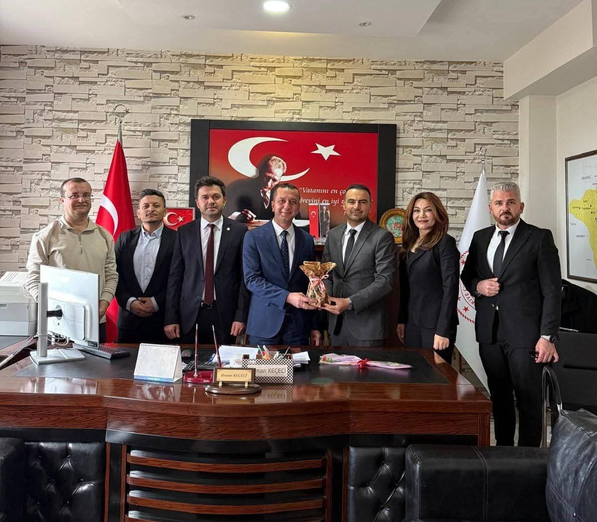 Güzelyurt’ta 24 Kasım Öğretmenler Günü kapsamında okul müdürleri, öğretmenler ve