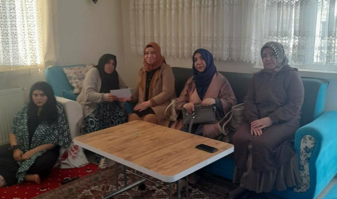 AK Parti Aksaray Kadın Kolları, sahadaki çalışmalarına hız kesmeden devam
