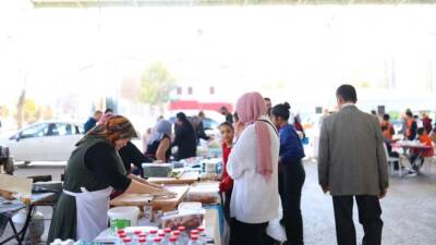Aksaray Belediyesi tarafından kadınların üretim gücünü desteklemek amacıyla düzenlenen Hanımeli