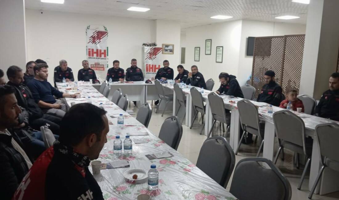 Aksaray İHH Arama Kurtarma Ekibi, geleneksel gönüllü buluşmasını yoğun katılımla