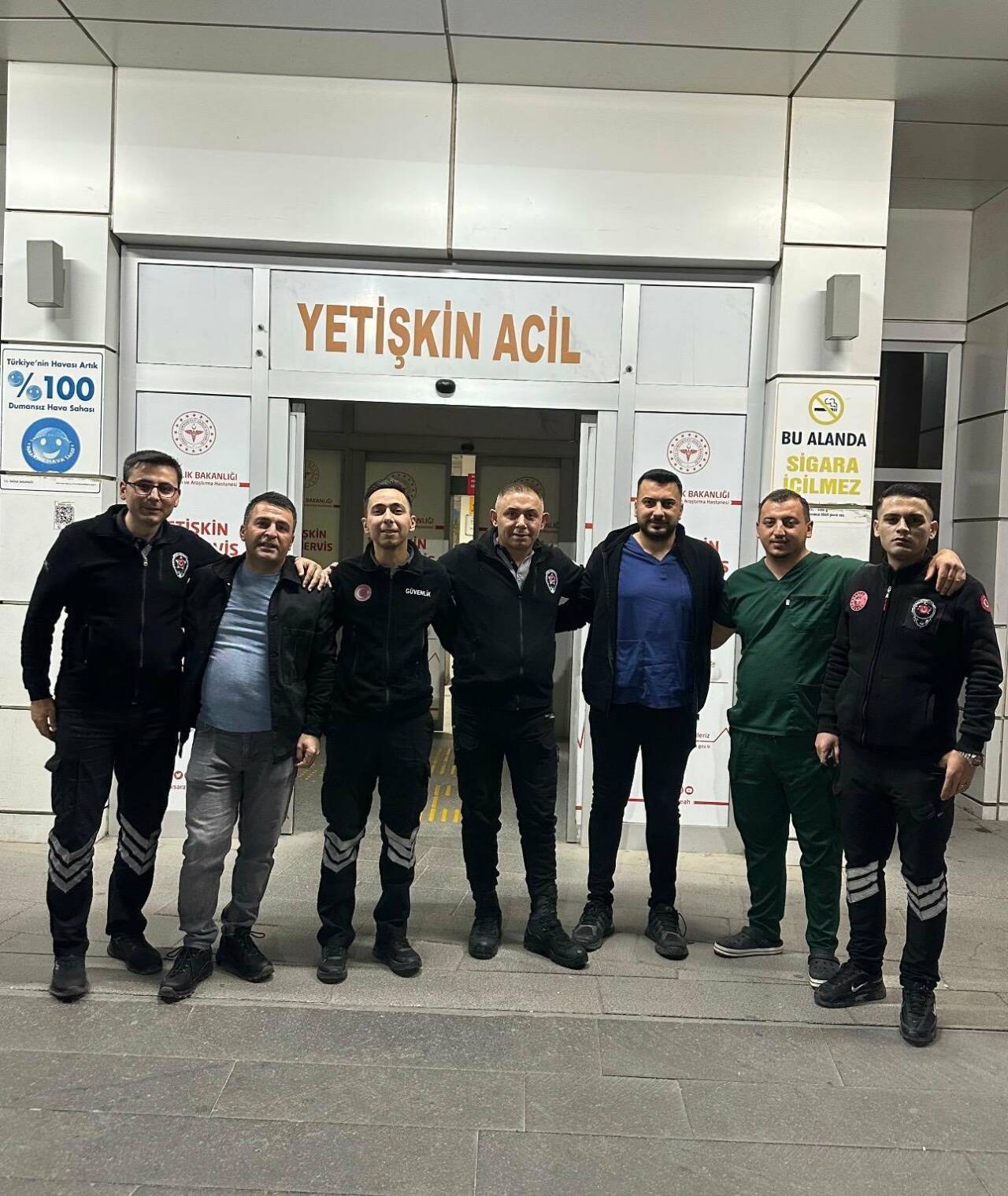 Aksaray Eğitim Araştırma Hastanesi’nde görev yapan sendika üyeleri, Öz Sağlık-İş