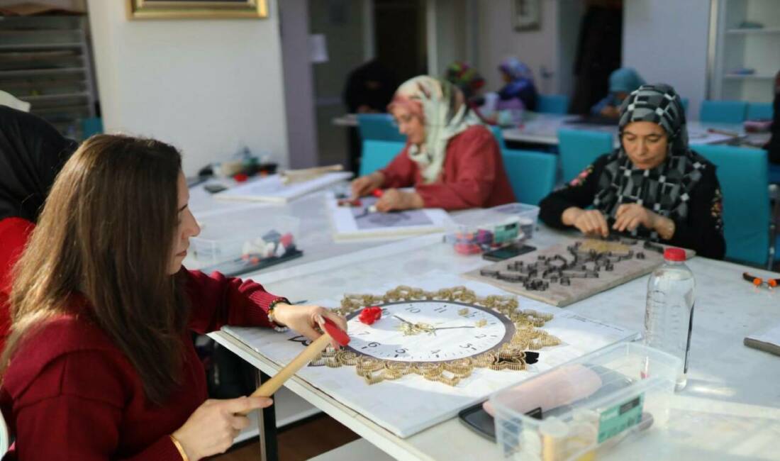 Aksaray Belediyesi, kadınların sosyal hayata katılımını güçlendirmeyi hedefleyen Kadın Aktivite