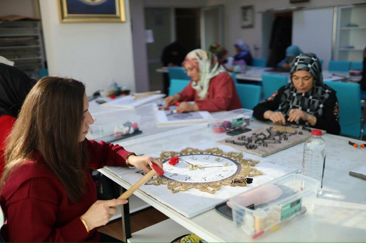 Aksaray Belediyesi, kadınların sosyal hayata katılımını güçlendirmeyi hedefleyen Kadın Aktivite