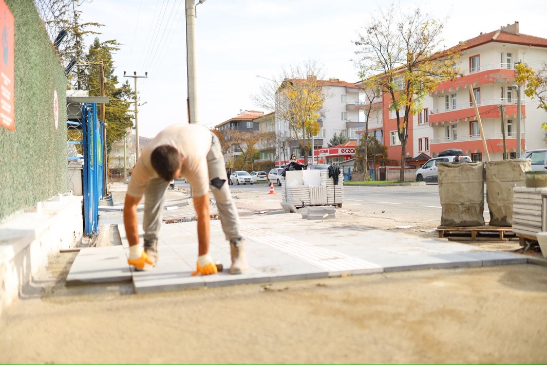 Aksaray’da şehir estetiğini güçlendirmek ve vatandaşların günlük yaşamını kolaylaştırmak amacıyla