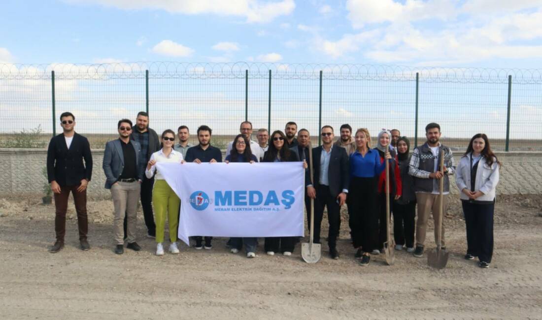 MEDAŞ çalışanları, Milli Ağaçlandırma Günü’nde Karatay’da 250 fidan dikerek çevre