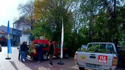 Aksaray Orman İşletme Müdürlüğü tarafından Ortaköy Hükümet Konağı önünde ücretsiz