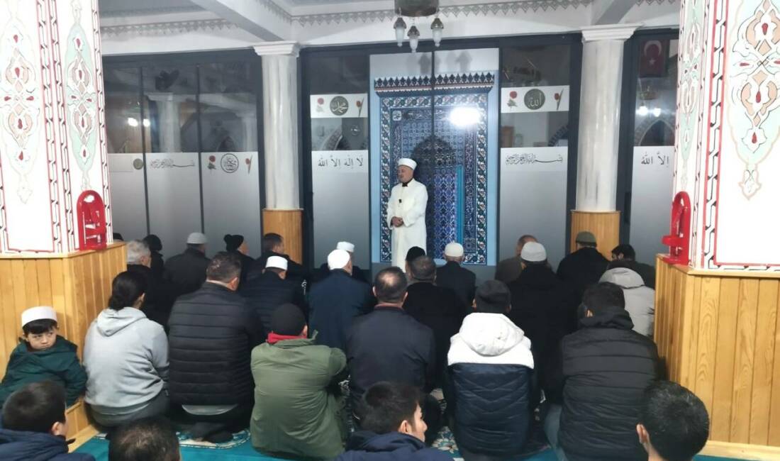 Aksaray’da her pazar sabahı düzenli olarak yapılan “Ailece Camideyiz Sabah