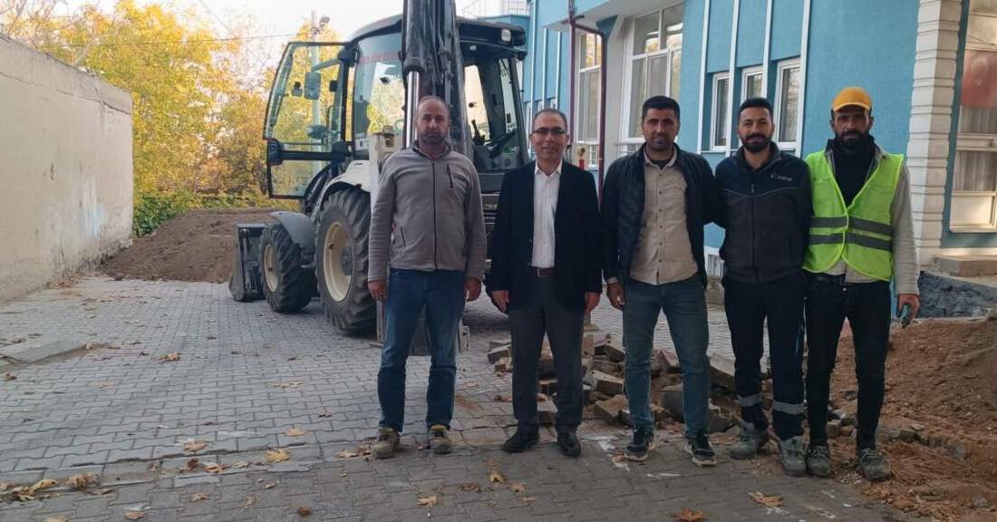 Sarıyahşi Belediyesi, yıllardır beklenen doğalgaz altyapısında sona yaklaşırken, eş zamanlı