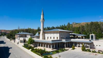 Aksaray İl Müftülüğü tarafından Somuncu Baba Külliyesinde düzenlenecek sabah namazı