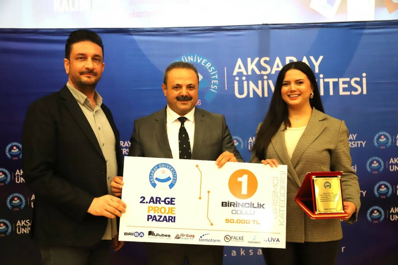 Aksaray Üniversitesi 2. Ar-Ge Proje Pazarı’nda girişimcilik ve öğrenci kategorisinde