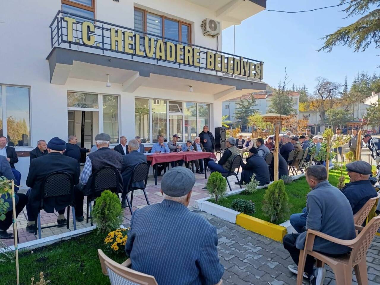 Helvadere Belediye Başkanı Arif Bellikli, kasabada yapılacak 79 konutluk TOKİ