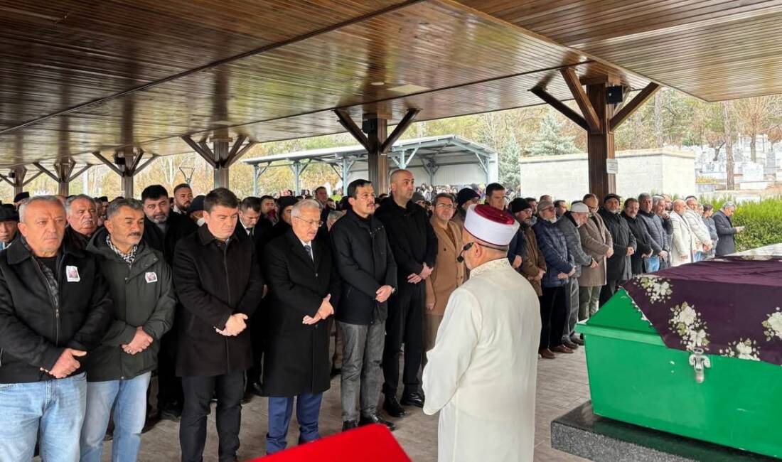 AK Parti Aksaray İl Başkanı Hamza Aktürk, halası Havva Solak’ın
