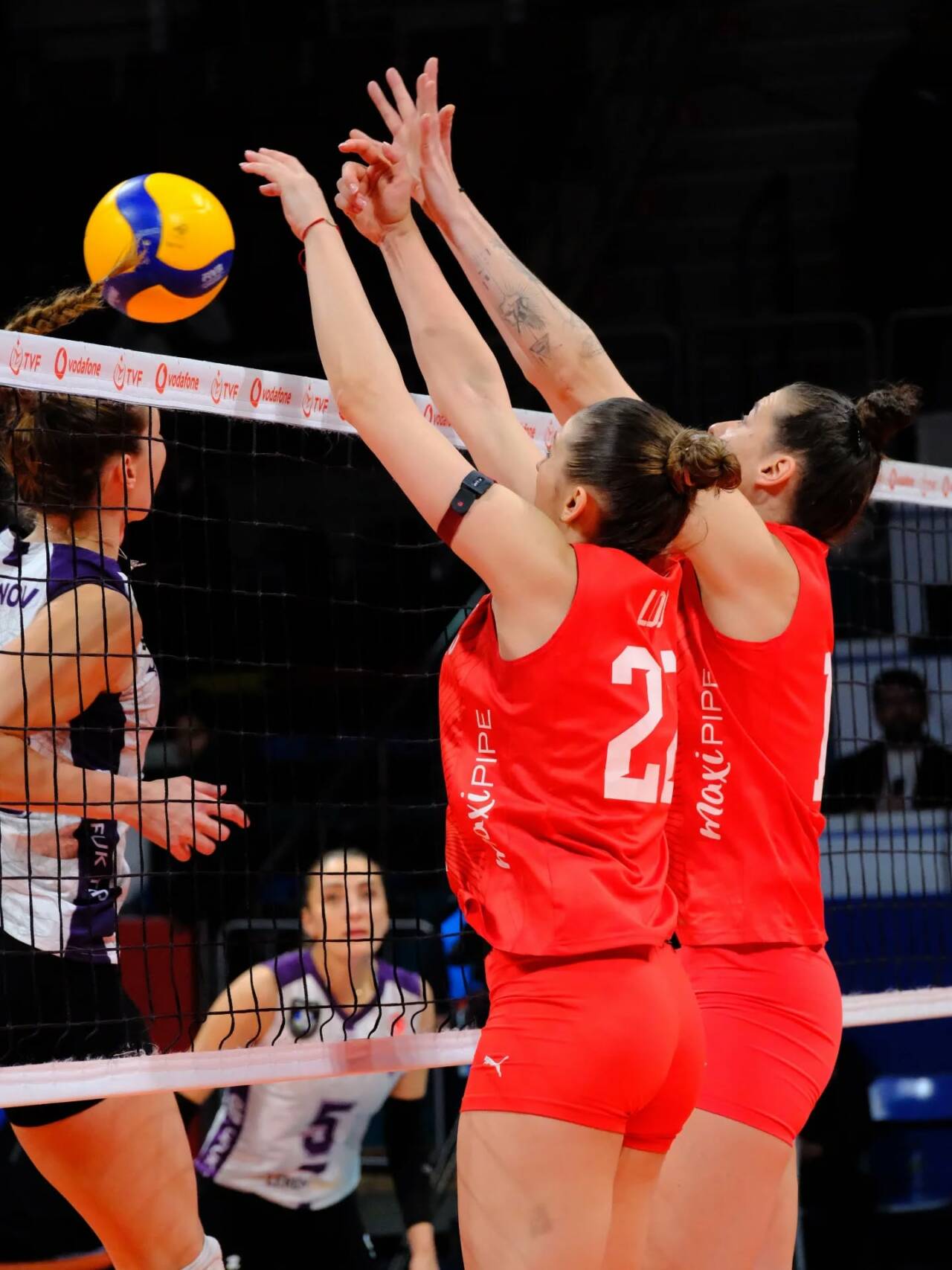 Vodafone Sultanlar Ligi’nde mücadele eden Kuzeyboru Kadın Voleybol Takımı, ligin