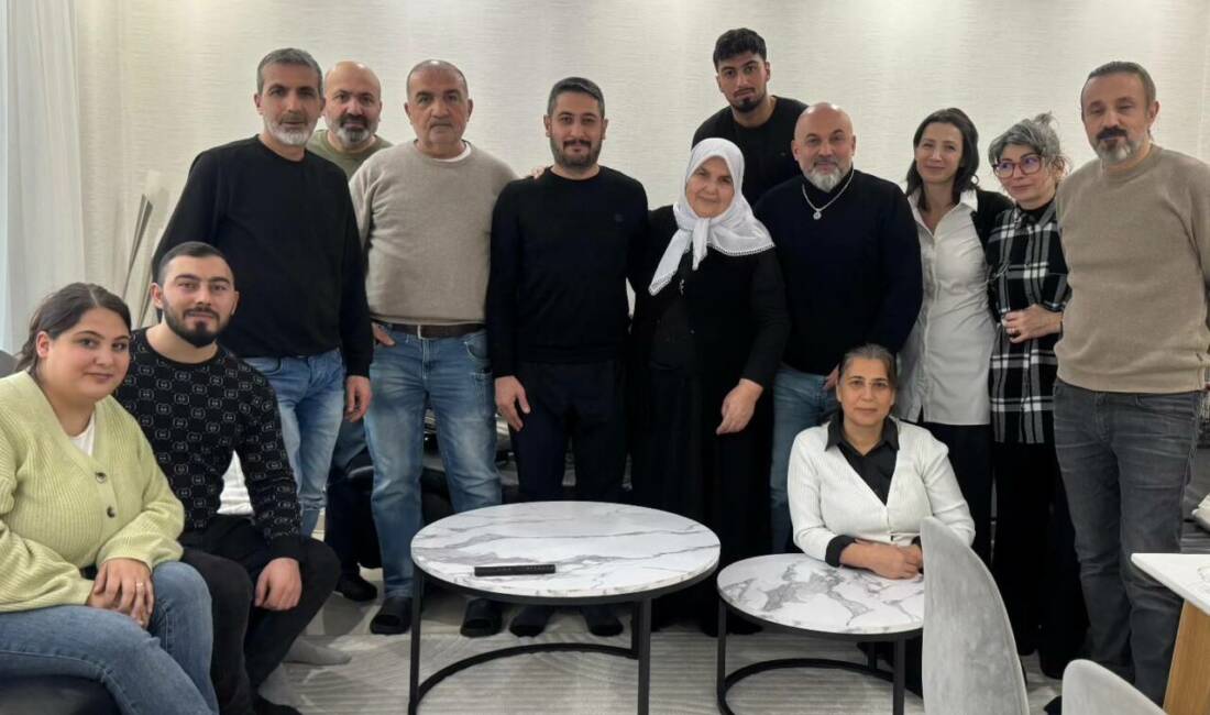 Ortaköy Belediye Başkanı Ahmet Koyuncu, Fransa’nın başkenti Paris’te yaşayan hemşehrileriyle