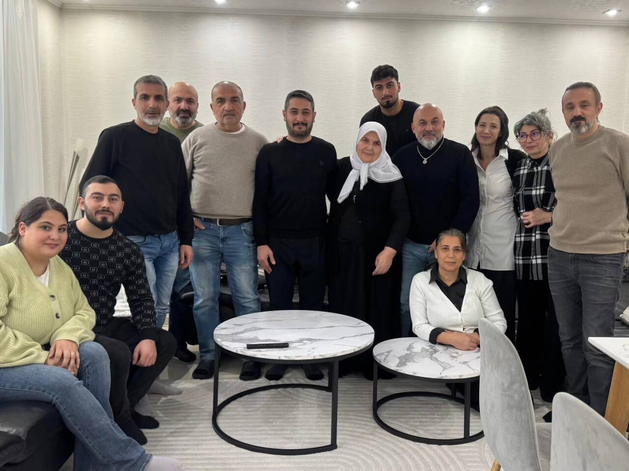 Ortaköy Belediye Başkanı Ahmet Koyuncu, Fransa’nın başkenti Paris’te yaşayan hemşehrileriyle