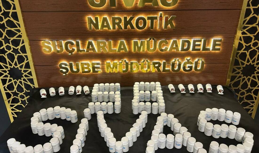 Sivas'ta Narkotik Suçlarla Mücadele Şube Müdürlüğü ekipleri tarafından 8 bin
