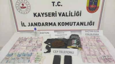 Kayseri'nin Develi ilçesinde İl Jandarma Komutanlığı ekipleri tarafından düzenlenen uyuşturucu