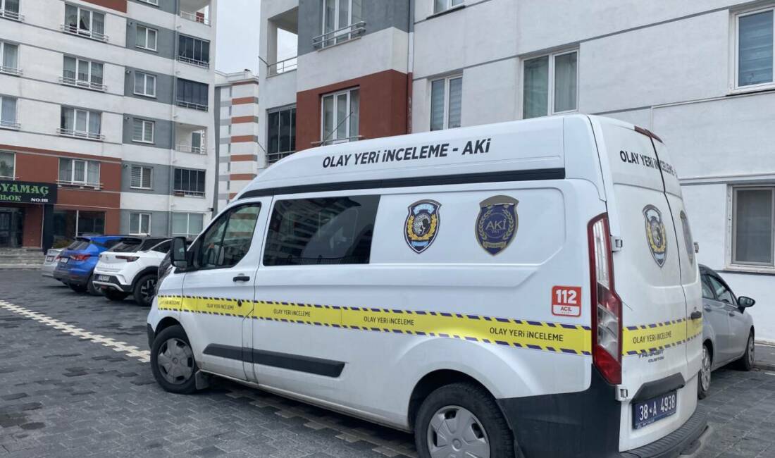 Kayseri'de yaşanan olayda bir nakliye firması çalışanı, eşyalarını taşımak için