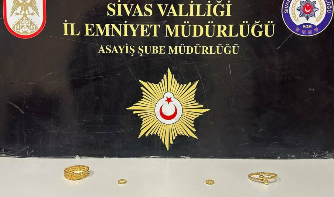Sivas'ta evlilik vaadiyle mağdurları dolandırdılar.  1 milyon lira dolandırdıkları iddiasıyla
