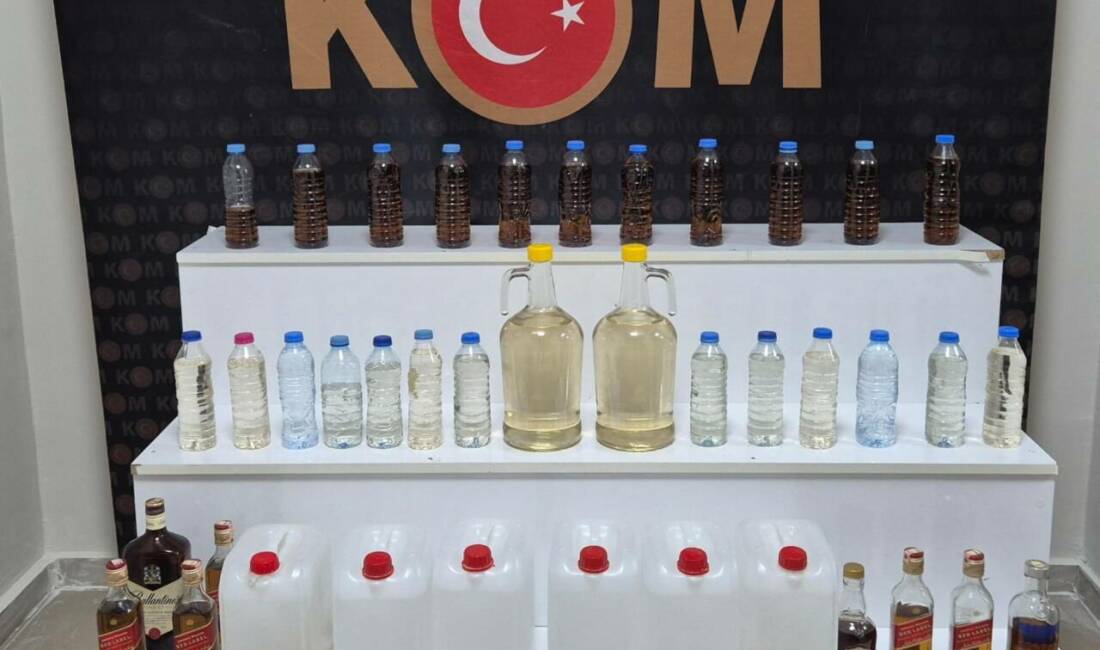 Kırşehir'de İl Emniyet Müdürlüğü ekipleri tarafından düzenlenen kaçak alkol operasyonunda