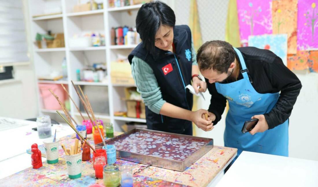 Aksaray Belediyesi tarafından hayata geçirilen Engelsiz Yaşam Merkezi, her gün