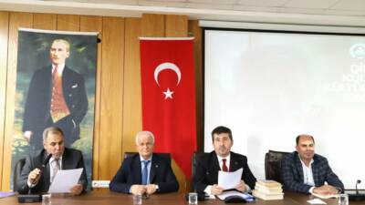 Aksaray Üniversitesinde (ASÜ) düzenlenen “Dilden Kültüre, Kültürden Kimliğe D. Mehmet