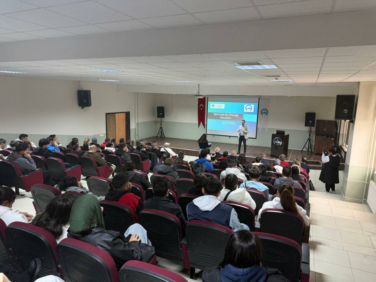 Aksaray Üniversitesi (ASÜ) Spor Bilimleri Fakültesi önderliğinde “Sporcularda Omurga Yaralanmaları