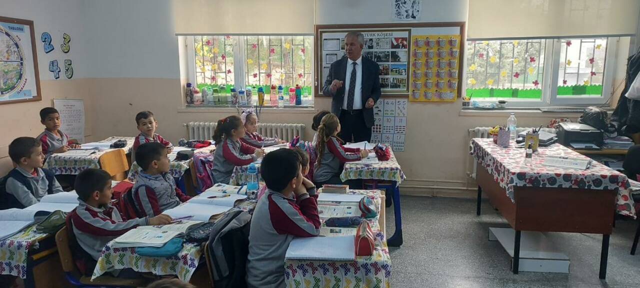 İl Millî Eğitim Müdürü  Metin Alpaslan, Doğantarla İlkokulu’nu ziyaret ederek
