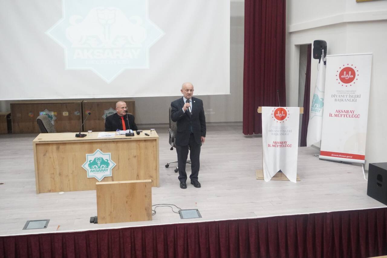 Aksaray’da Müftülük personeli, tecrübe paylaşımı odaklı toplantıda bir araya geldi;