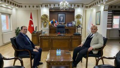 Aksaray İl Kadastro Müdürü Temel Çimen, Ağaçören Kaymakamı Metin Korkmaz’ı