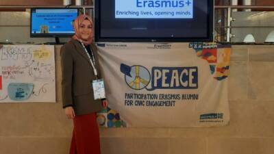 Ortaköy Şehit Rıfat Kahyaoğlu Anadolu Lisesi öğretmenlerinden Havva Kahramaner, Avrupa