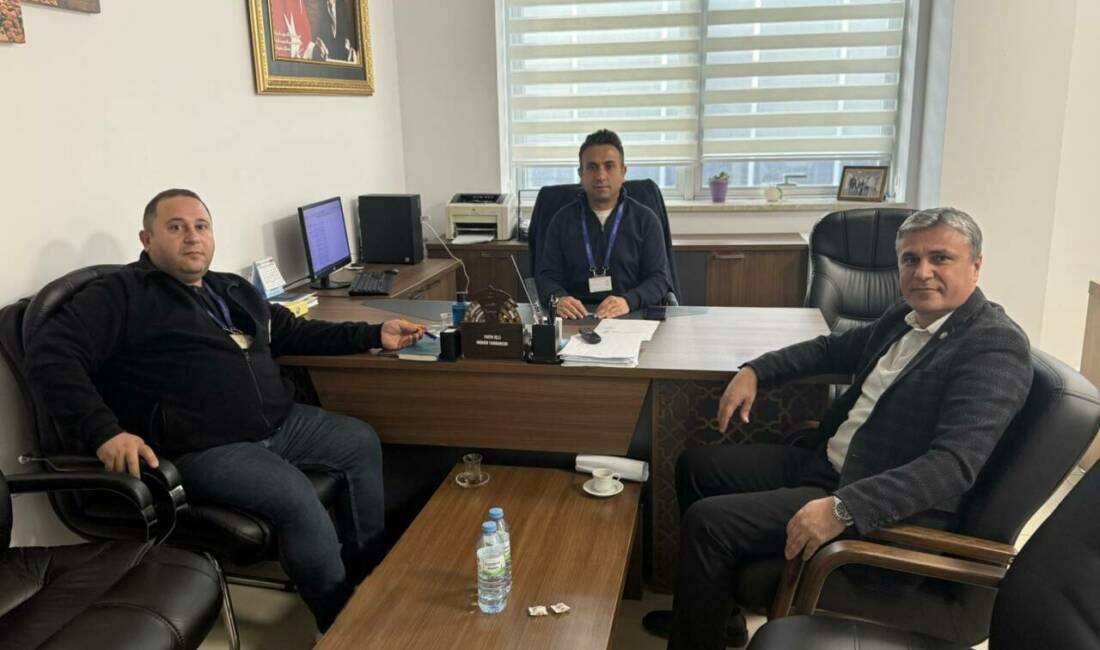 Sağlık-Sen Aksaray Şube Başkanı Rıfat Kaya ve beraberindeki heyet, Aksaray