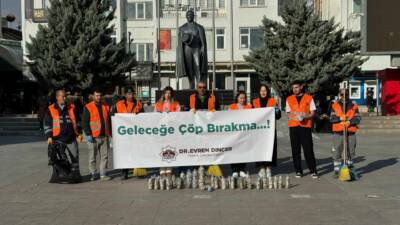 Aksaray Belediyesi ve Aksaray Üniversitesi öğrencileri, çevre kirliliğine dikkat çekmek