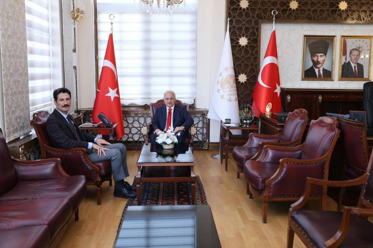 Aksaray Valiliği’nde gerçekleşen kabulde Vali Mehmet Ali Kumbuzoğlu, Mülkiye Müfettişi