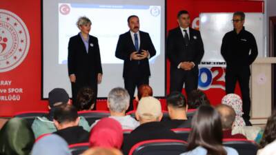 Aksaray Gençlik ve Spor İl Müdürü Aslan Yıldız, Türkiye Yüzme