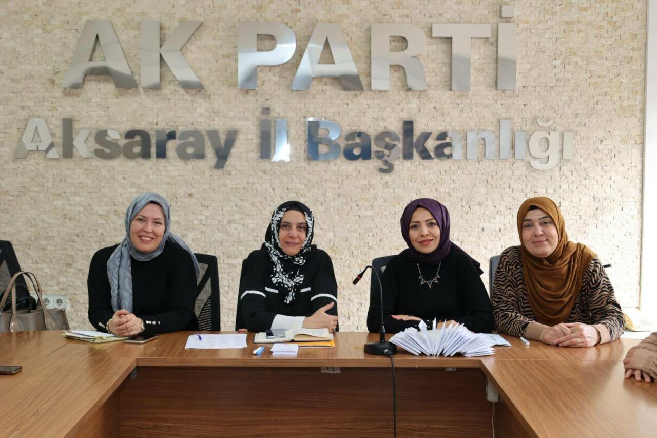 AK Parti Aksaray Kadın Kolları Teşkilatı, haftalık olağan Kadın Kolları