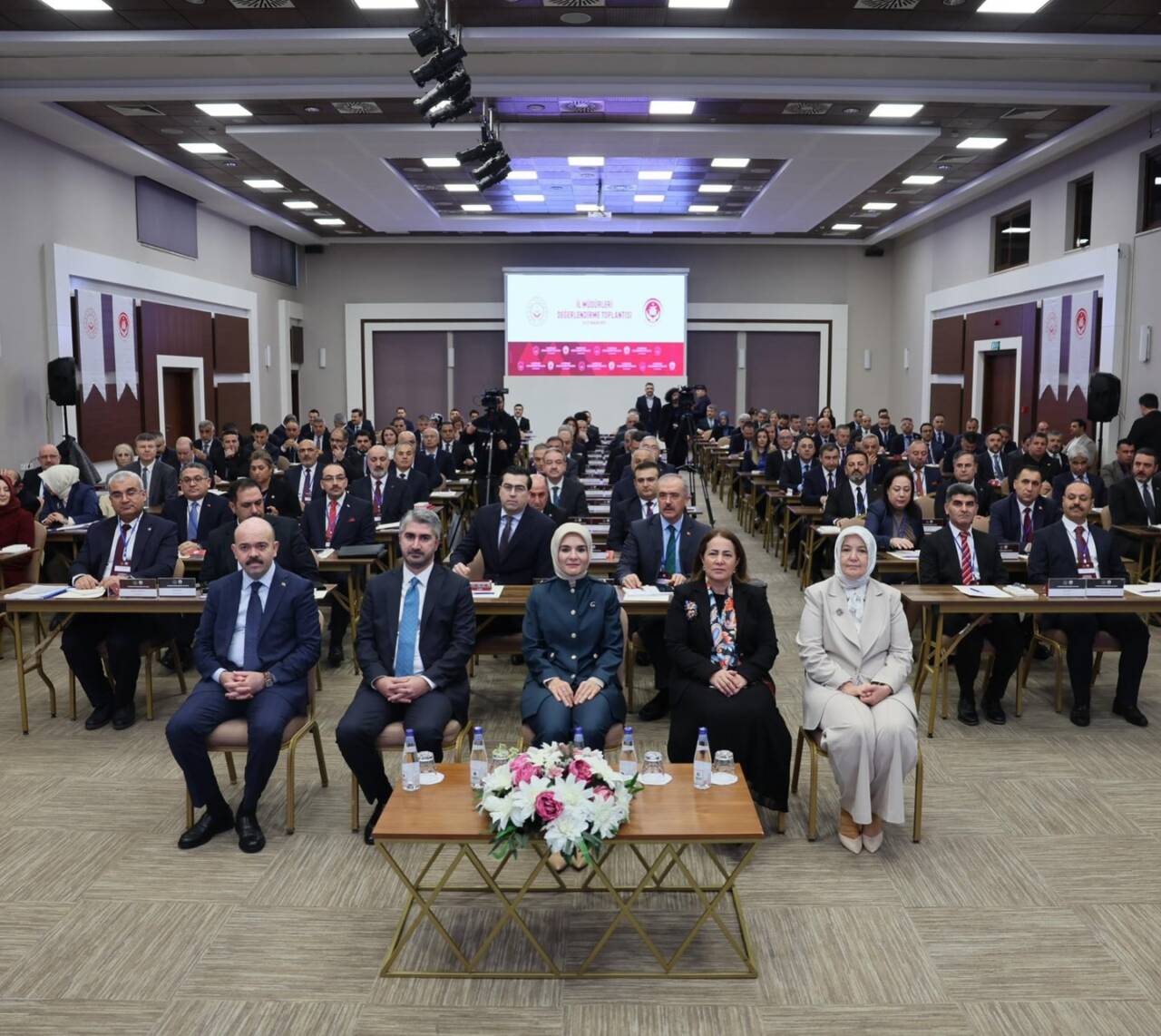 Aile ve Sosyal Hizmetler Bakanı Mahinur Özdemir Göktaş’ın başkanlığında Antalya’da